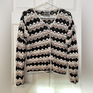 Curio Cardigan Sweater Women’s Small Crochet Daisy Cotton Blend Anthropologie